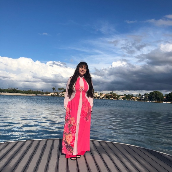 Meet your Posher, Kacie - Picture 2 of 2